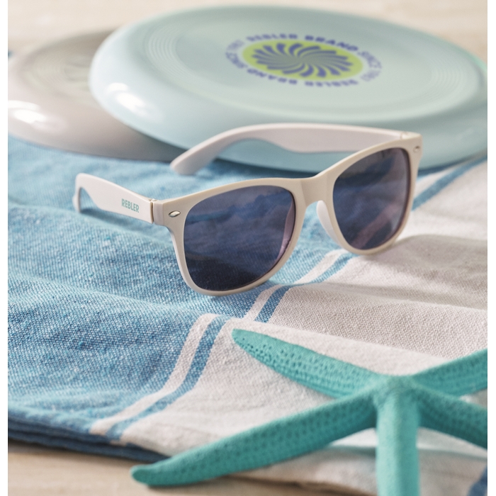 Διαφημιστικά Γυαλιά Ηλίου με Εκτύπωση: Το Απόλυτο Καλοκαιρινό Επιχειρηματικό Δώρο